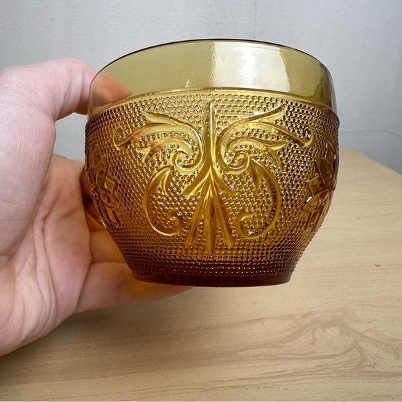 Vintage Indiana Glass Co Tiara Amber Sandwich Glassware Cups Set of 4 MCM - Picture 6 of 9